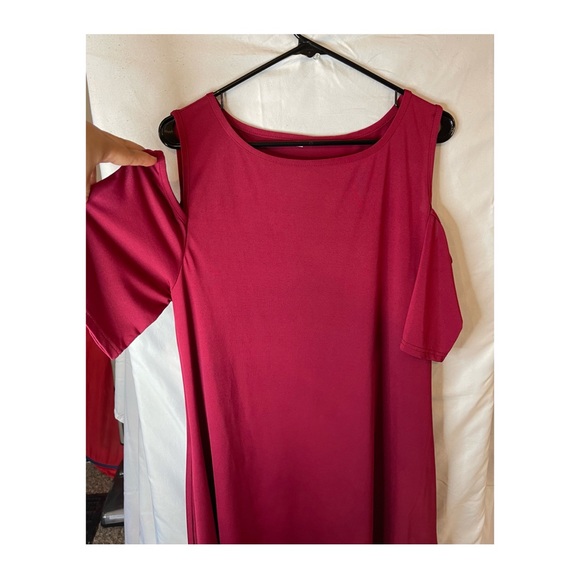 Red Dress with pockets - Picture 7 of 7